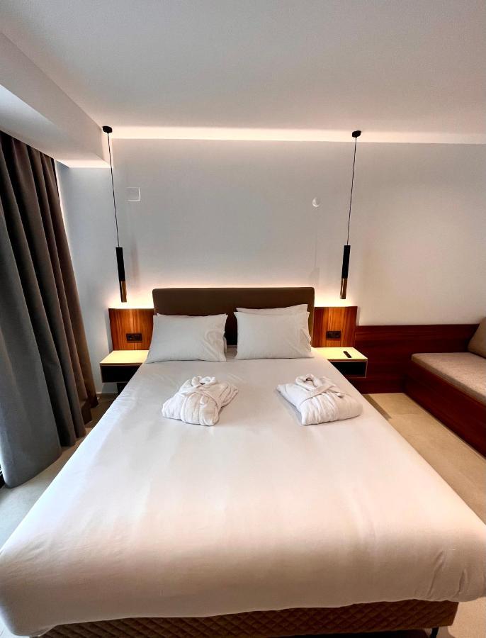 City Hill Luxury Apartments อิโออันนินา ภายนอก รูปภาพ