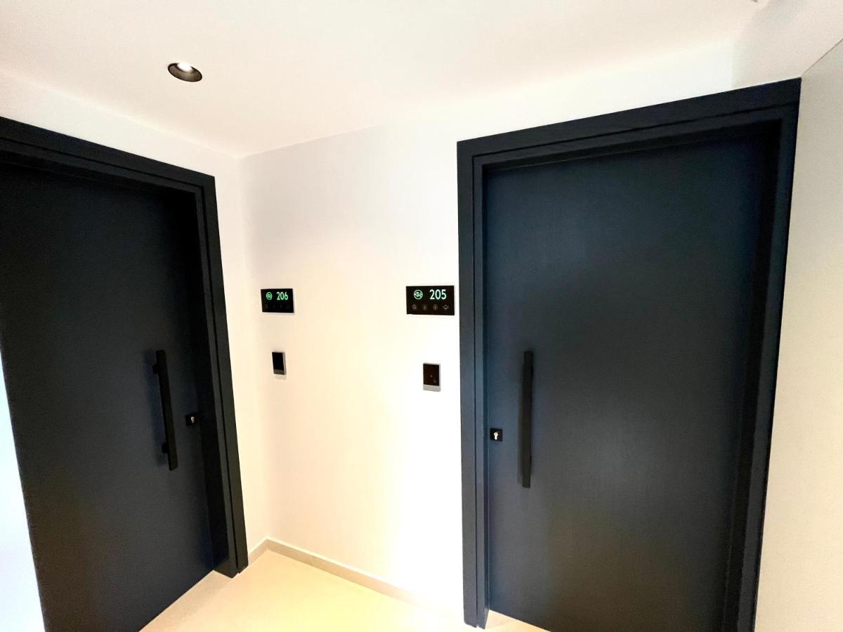 City Hill Luxury Apartments อิโออันนินา ภายนอก รูปภาพ