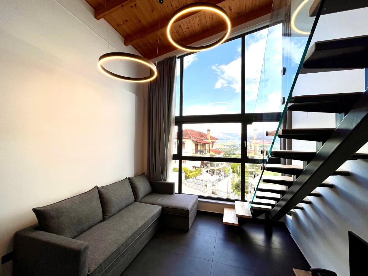 City Hill Luxury Apartments อิโออันนินา ภายนอก รูปภาพ