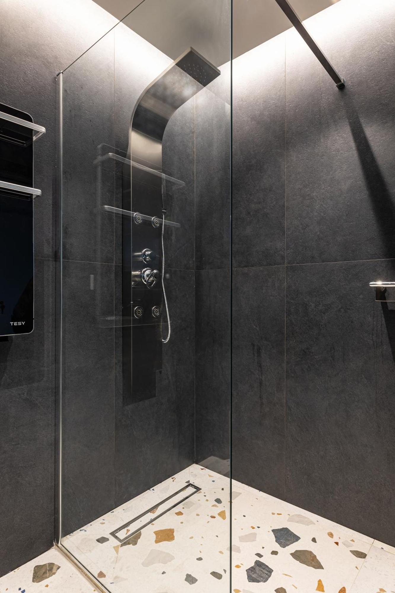 City Hill Luxury Apartments อิโออันนินา ภายนอก รูปภาพ