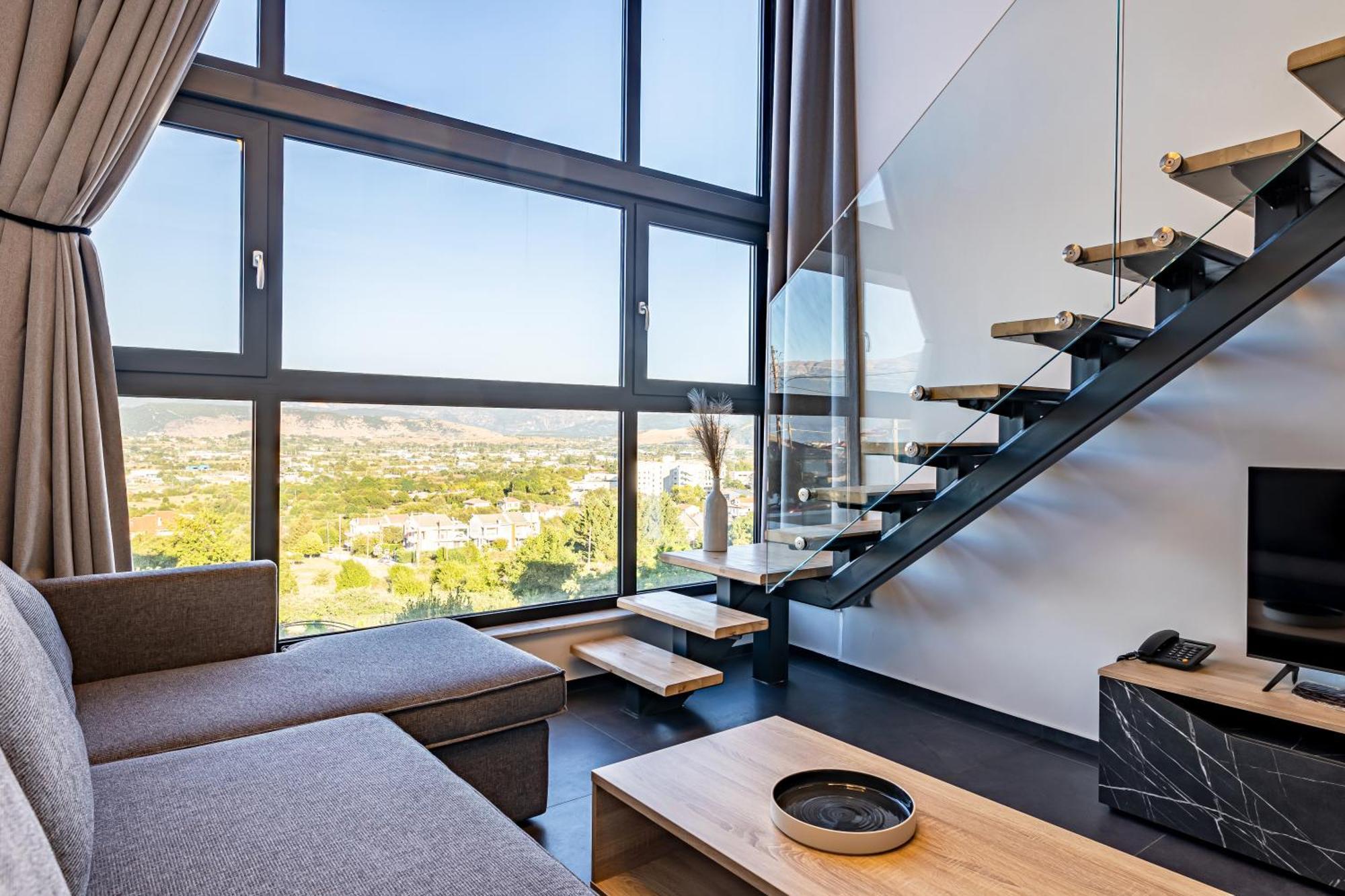 City Hill Luxury Apartments อิโออันนินา ภายนอก รูปภาพ