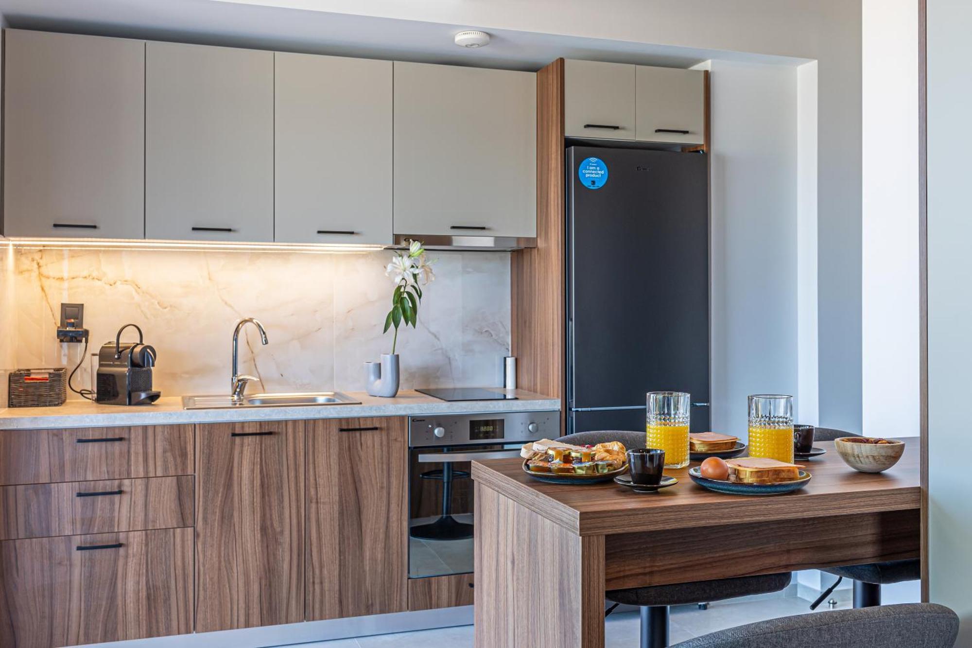 City Hill Luxury Apartments อิโออันนินา ภายนอก รูปภาพ